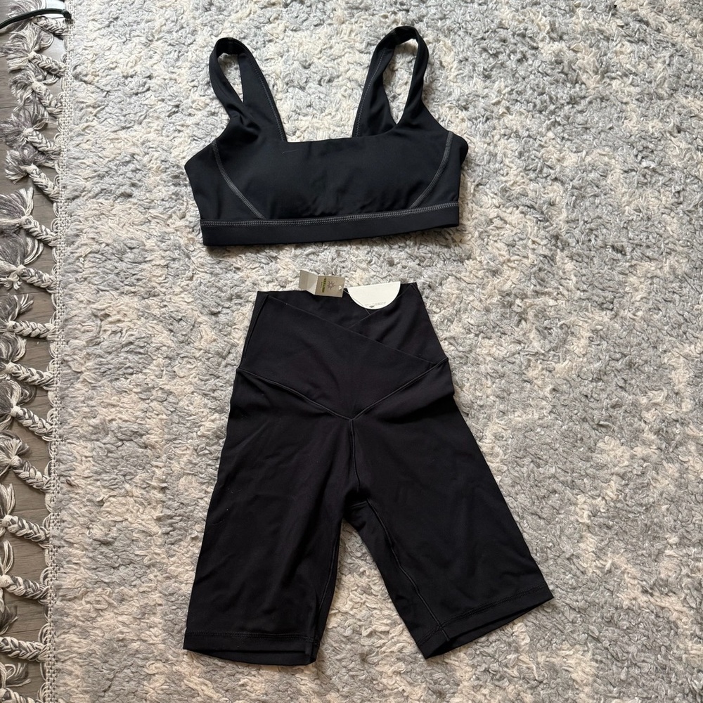 Aerie NWT 2 piece workout set Black Sports Bra and Biker Shorts Set